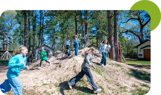 01_slider-kids-forest-school-activities_4_WFS_desktop